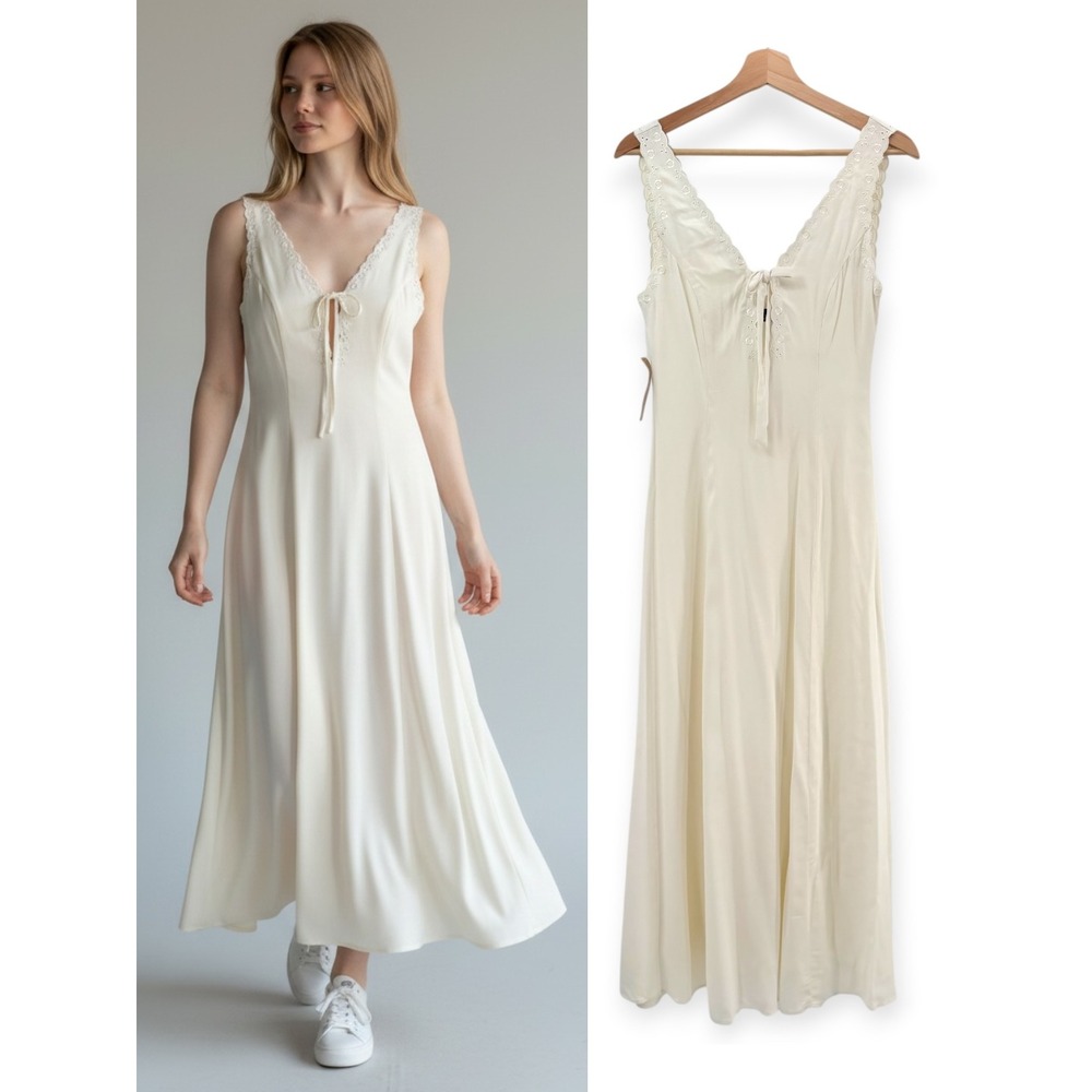 NWT Kourt Louisa Embroidered V-neck Midi Dress in Ivory - Size XS